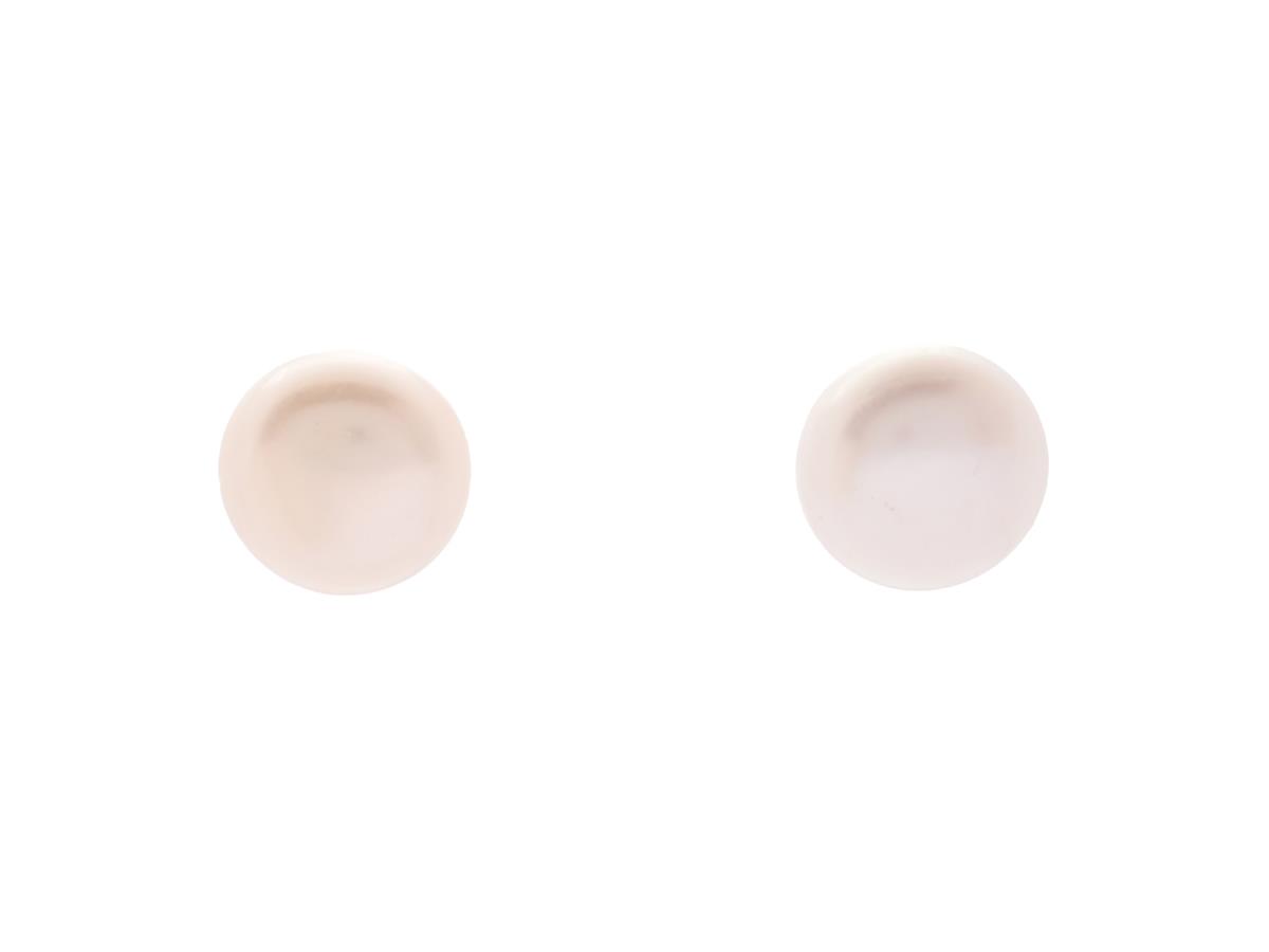 PÄRLÖRHÄNGEN, odlade sötvattenspärlor ca 11 mm, gulmetall, stift, vikt ca 3,1 g.