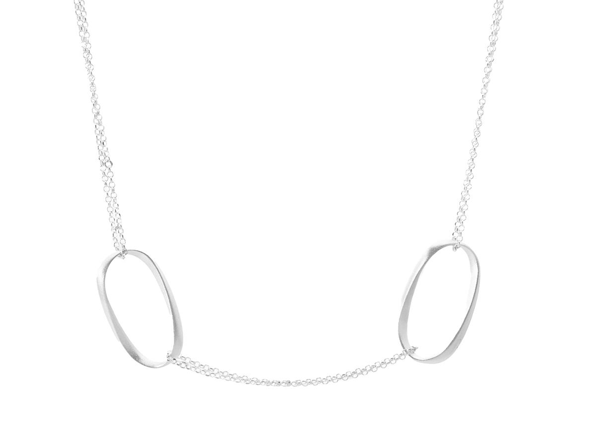 MARCELLO PANE, collier, sterlingsilver, ärtlänk med oregelbundna öglor, delvis borstad yta, längd 91-95 cm, vikt ca 23,8 g, box.