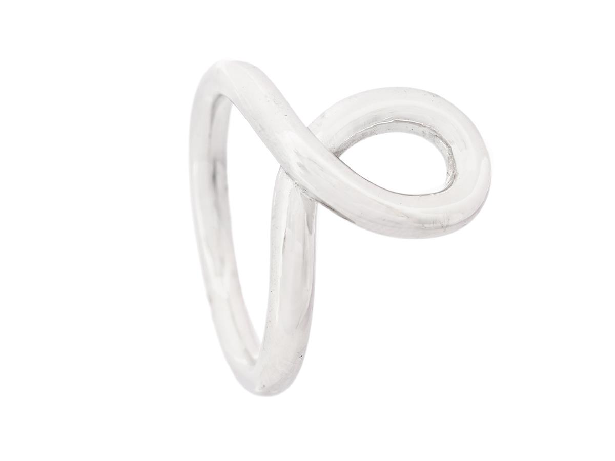 STRÖMDAHLS, ring, Loop ring, 18K vitguld, stl 15,25 mm, vikt 6,0 g.