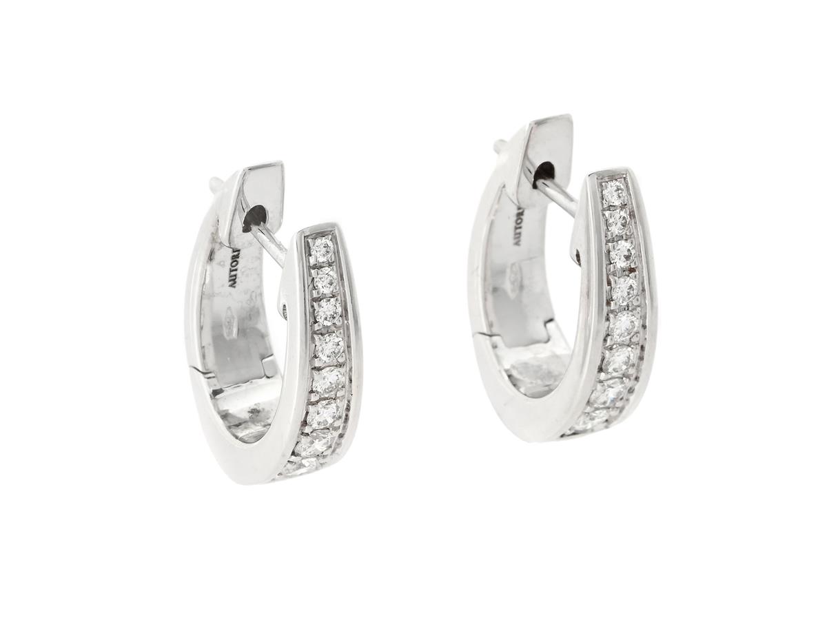 ÖRRINGAR, 18K vitguld, briljantslipade diamanter 0,36 ctv, ca TW/VS, Autore, Italien, höjd 17 mm, vikt 8,2 g.