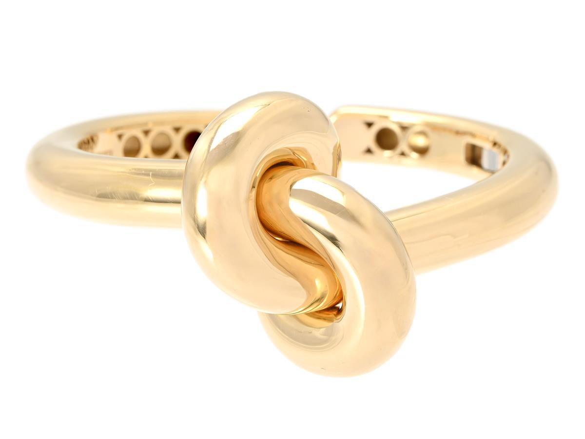 ENGELBERT, armband, Legacy Knot Cuff, 18K guld, stl S (5,4x4,4 cm), vikt 51,3 g.