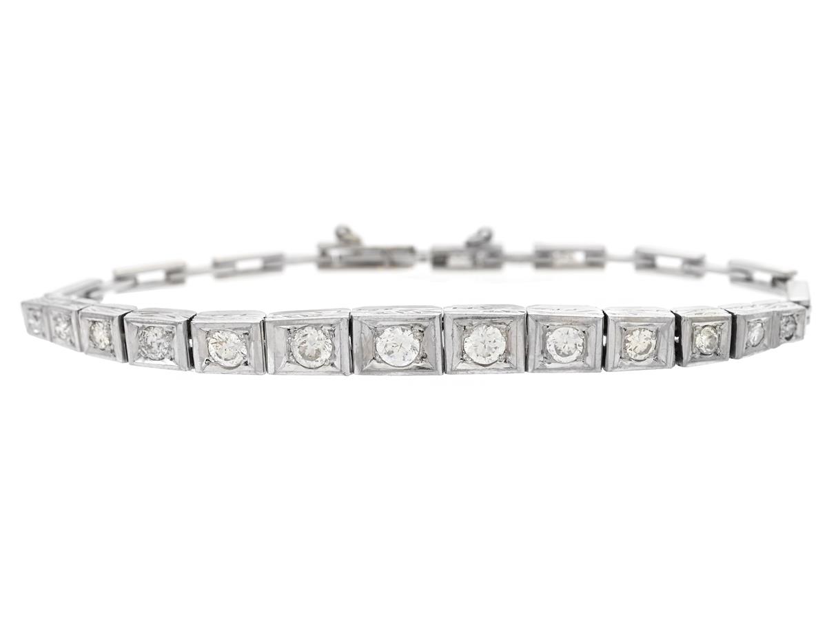 ARMBAND, 14K vitguld, gammalslipade och åttkantslipade diamanter ca 1,40 ctv, ca W-TCa/VS-P, längd 18 cm, vikt 15,7 g, säkerhetskedja.