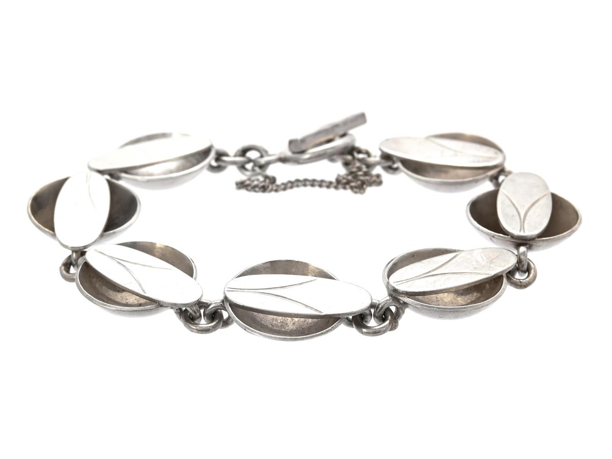 ARMBAND, sterlingsilver, Dansk Guldsmede-Håndværk, Danmark 1964-73, längd ca 18 cm, vikt 30,1 g, säkerhetskedja.