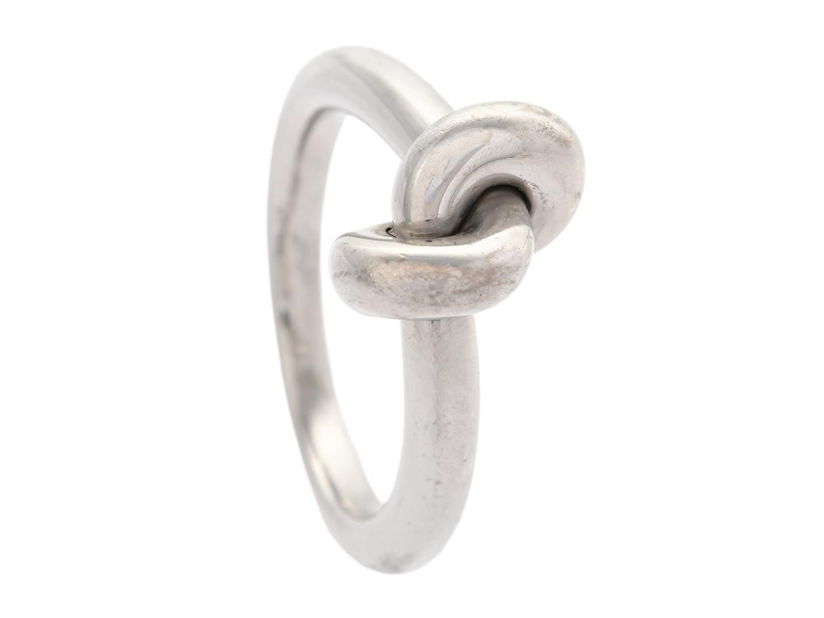 ENGELBERT, ring, The legacy knot ring small, 18K vitguld, stl 18 mm, vikt 10,9 g, originaletui.