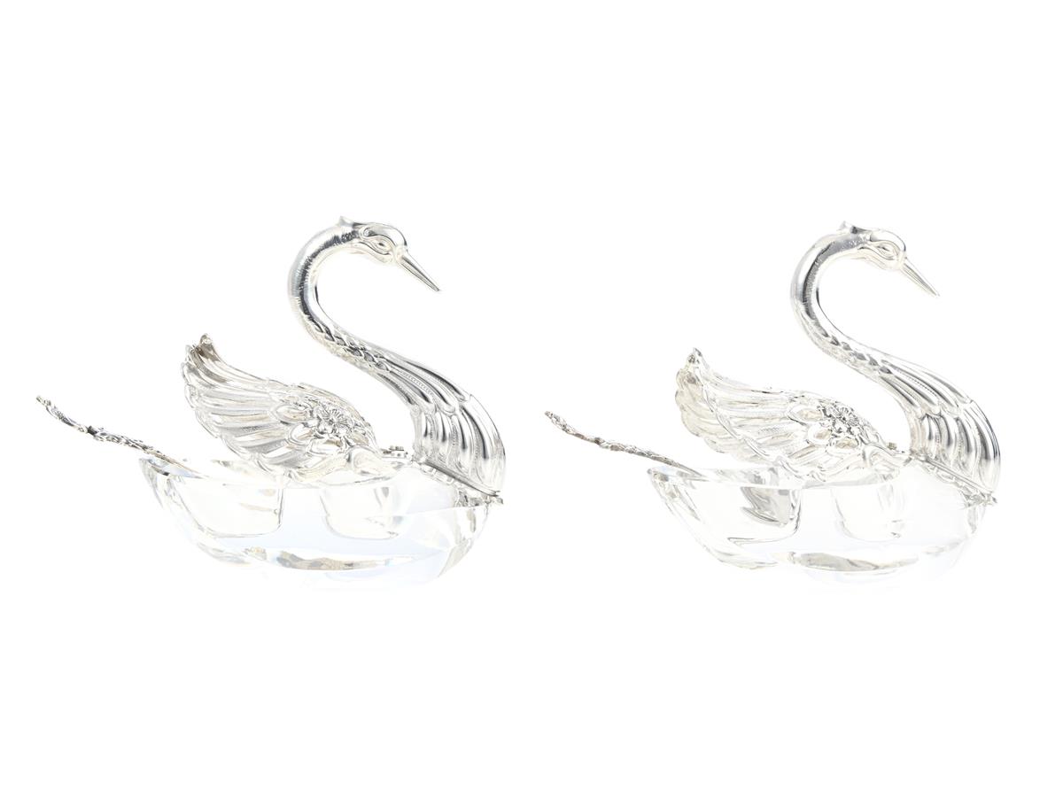 2 SALTSVANAR, med skedar, silver, glas, höjd 7 cm, vikt 196,7 g.