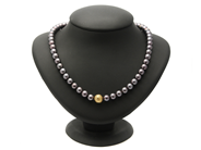 Smycken, OLE LYNGGAARD, lås i 18K guld, i auktion: Moderna – Lördag 14 juni 2014