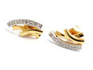 Smycken, Örhängen ett par 18K tvåfärgade med diamanter 12xca0,005ct  2g, i auktion: Pant – Tisdag 23 september 2014