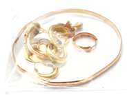 Parti, Parti guld 18K 20,4g defekt, i auktion: Pant – Tisdag 10 november 2015
