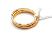 Parti, Parti guld 18K 4,9g graverat, i auktion: Pant – Tisdag 10 november 2015