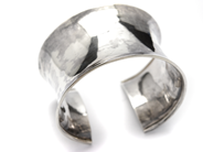Smycken, Armring S925 42,6g öppen , i auktion: Pant – Tisdag 10 november 2015