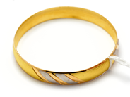 Smycken, Armring 22K tvåfärgad 16,4g Ø6,4cm , i auktion: Pant – Tisdag 10 november 2015