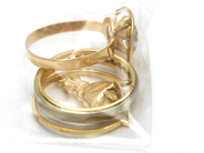 Parti, Parti guld 18K med sten, 7,7g, i auktion: Pant – Tisdag 10 november 2015