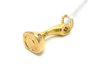 Smycken, Hänge 18K 2,1g Telefon , i auktion: Pant – Tisdag 10 maj 2016