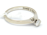 Smycken, Ring vitguld 18K 2,7g Ø17½ med diamant 1xca0,26ct, i auktion: Pant – Tisdag 27 september 2016