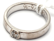 Parti, Ring 18K vitguld med diamant 1xca0,15ct 4,7g Ø15½ (graverad), i auktion: Pant – Tisdag 5 mars 2019