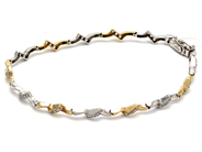 Smycken, Armband 14K tvåfärgat 7,3g 19cm, med vita stenar, i auktion: Pant – Tisdag 5 mars 2019