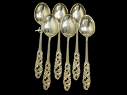 Silver, Teskedar 6st med blomstermönster 56,9g 116mm S830, i auktion: Pant – Tisdag 5 mars 2019
