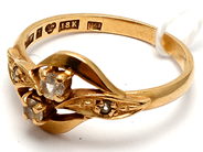 Smycken, Ring 18K 2,9g Ø16½, med vita stenar, i auktion: Pant – Tisdag 5 mars 2019