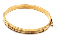 Smycken, Armring 18K 10,4g, öppningsbar Ø6cm, i auktion: Pant – Tisdag 5 mars 2019