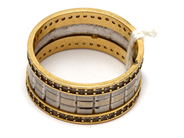 Smycken, Ring tvåfärgad 14K 4,9g Ø17 3/4 med stenar, i auktion: Pant – Tisdag 23 april 2019