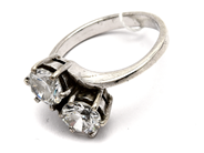Smycken, Ring silver 925 3,2g Ø16½ med stenar, i auktion: Pant – Tisdag 23 april 2019