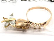 Parti, Parti guld 18K 3,1g, saknar stenar, i auktion: Pant – Tisdag 23 april 2019