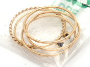 Parti, Parti guld 18K 3,2g, tunna ringar, i auktion: Pant – Tisdag 23 april 2019