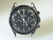 Klockor, OMEGA, Speedmaster, i auktion: Klockor – Lördag 7 september 2002