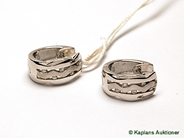 Smycken, ÖRHÄNGEN, 18K vitguld med diamanter W/SI, i auktion: Moderna – Lördag 11 november 2006