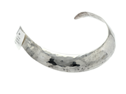 Smycken, Collier design Stigbert silver 49,3g kulhamrad, 11,2cm i diameter, i auktion: Pant – Tisdag 21 januari 2020