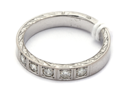 Smycken, Ring 14K 4,7g Ø17 med diamanter 5xca0,05ct i vitguld , i auktion: Pant – Tisdag 21 januari 2020