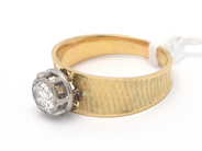 Smycken, Ring 18K 4,9g Ø17½ tvåfärgad med diamant 1xca0,53ct, i auktion: Pant – Tisdag 21 april 2020