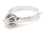 Parti, Ring vitguld 18K 5,0g 18 3/4 skadad skena, med diamant diamant 1xca.0,50ct piké, i auktion: Pant – Tisdag 21 april 2020