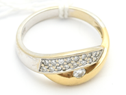 Parti, Ring tvåfärgad 18K 4,2g Ø18 med diamanter 1xca.0,10ct, 18xca.0,01ct, i auktion: Pant – Tisdag 16 juni 2020