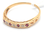 Smycken, Ring med sten o dia 3xca0,005ct Ø118,5 18K 1,6g, i auktion: Pant – Tisdag 8 september 2020