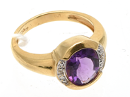 Smycken, Ring med sten och diamanter 2xca0,005ct 18K Ø18 brv 6,2g, i auktion: Pant – Tisdag 8 september 2020