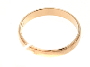 Parti, Ring graverad 9K 2,8g, i auktion: Pant – Tisdag 8 september 2020