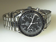 Klockor, OMEGA, Speedmaster, i auktion: Klockor – Lördag 1 mars 2003