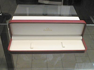 Klocktillbehör, BOX, Omega, i auktion: Klockor – Lördag 1 mars 2003