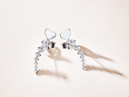 Smycken - ÖRHÄNGEN, 18K vitguld - View 2