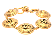 Smycken, ARMBAND, CHANEL, i auktion: Fashionabla – Torsdag 4 november 2021