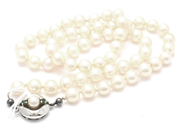 Smycken, Pärlcollier, odlade pärlor Ø6mm, i auktion: Pant – Tisdag 30 november 2021