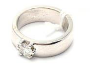 Smycken, Ring 18K vitguld 12,7g Ø17, med diamant 1xca0,60ct, i auktion: Pant – Tisdag 11 januari 2022