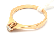 Parti, Ring 18K 1,9g Ø15½, med diamant 1xca0,08ct, i auktion: Pant – Tisdag 11 januari 2022