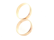 Parti, Parti guld 14K 4,8g defekt, innehåller gravyr, i auktion: Pant – Tisdag 11 januari 2022