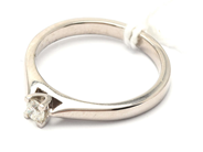 Smycken, Ring 18K vitguld 5,4g Ø19, med diamant 1xca0,20ct, i auktion: Pant – Tisdag 11 januari 2022
