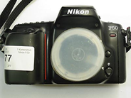 Pantvaror, 1 Kamerahus Nikon F50, i auktion: Pant – Lördag 9 augusti 2003