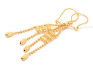 Smycken, Örhängen ett par 21K 3,5g höjd: 57mm, i auktion: Pant – Tisdag 8 februari 2022