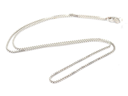 Smycken, Kedja Venezia 18K 5,2g vitguld längd: 45cm bredd: 1mm springring, i auktion: Pant – Tisdag 29 mars 2022