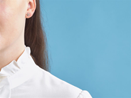 Smycken - ÖRHÄNGEN, 18K vitguld - View 2